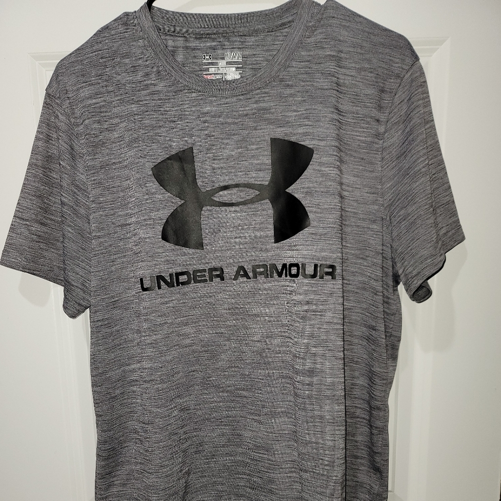 Men's Under Armour Tshirt